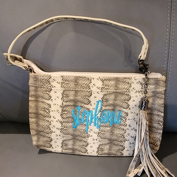 NWT Stephanie Snake Skin Clutch Bag by Initial Outfitters - Picture 4 of 7